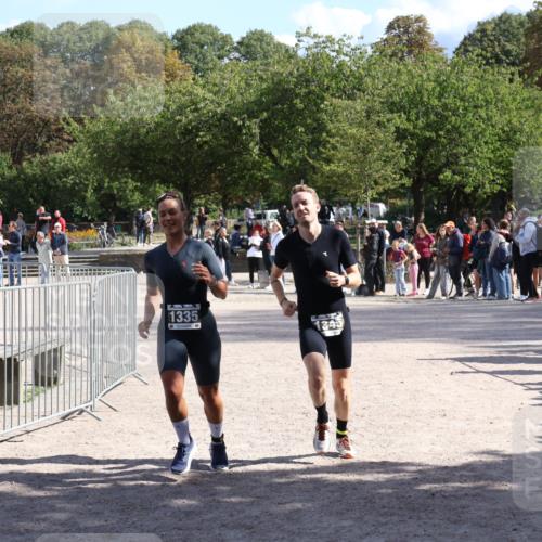 14.09.2025 - Stadtparktriathlon Strokosch-Dieckow http://msf.ph/oto/8897846 14.09.2025 13:41:38 Ziel 1295, 1335, 1340, 1345 meine-sportfotos.de