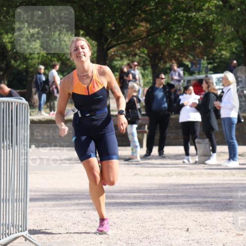 14.09.2025 - Stadtparktriathlon Strokosch-Dieckow http://msf.ph/oto/8897879 14.09.2025 13:41:58 Ziel 1236, 1339, 1342 meine-sportfotos.de