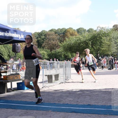 14.09.2025 - Stadtparktriathlon Strokosch-Dieckow http://msf.ph/oto/8897905 14.09.2025 13:42:05 Ziel 1236, 1339, 1342, 1605, 1611 meine-sportfotos.de