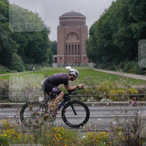 14.09.2025 - Stadtparktriathlon Michael Burmester http://msf.ph/oto/8897926 14.09.2025 09:02:47 Radfahren 302, 323, 361, 362, 375, 376 meine-sportfotos.de