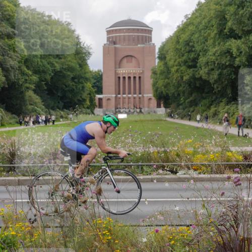 14.09.2025 - Stadtparktriathlon Michael Burmester http://msf.ph/oto/8897929 14.09.2025 12:43:27 Radfahren 1244, 1325, 1373, 1391 meine-sportfotos.de