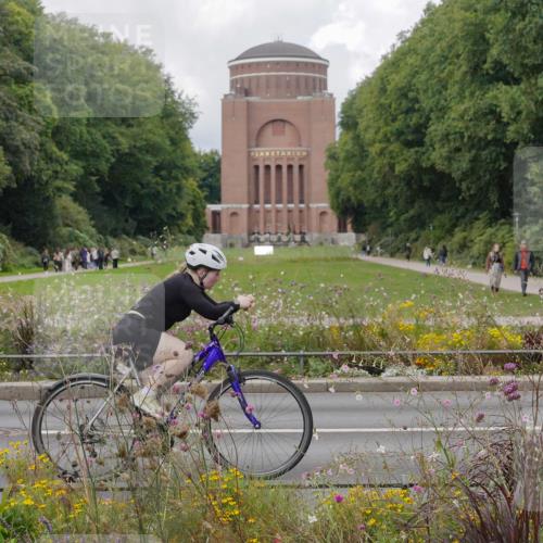 14.09.2025 - Stadtparktriathlon Michael Burmester http://msf.ph/oto/8897934 14.09.2025 12:43:28 Radfahren 1244, 1325, 1373, 1391 meine-sportfotos.de