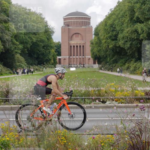 14.09.2025 - Stadtparktriathlon Michael Burmester http://msf.ph/oto/8897938 14.09.2025 12:43:30 Radfahren 1244, 1325, 1361, 1373, 1391 meine-sportfotos.de