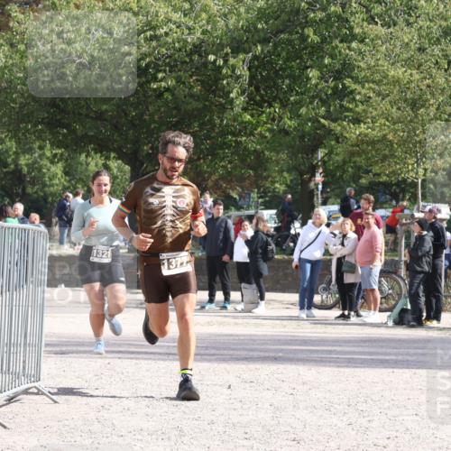 14.09.2025 - Stadtparktriathlon Strokosch-Dieckow http://msf.ph/oto/8897991 14.09.2025 13:42:56 Ziel 1321, 1377 meine-sportfotos.de