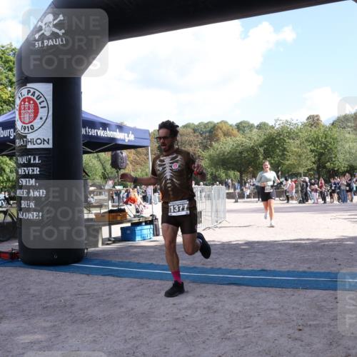 14.09.2025 - Stadtparktriathlon Strokosch-Dieckow http://msf.ph/oto/8898002 14.09.2025 13:42:59 Ziel 1321, 1377 meine-sportfotos.de