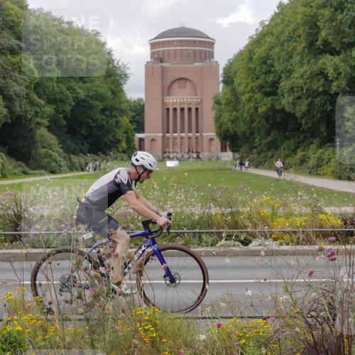 14.09.2025 - Stadtparktriathlon Michael Burmester http://msf.ph/oto/8898003 14.09.2025 12:44:11 Radfahren 1339, 1386, 1388 meine-sportfotos.de