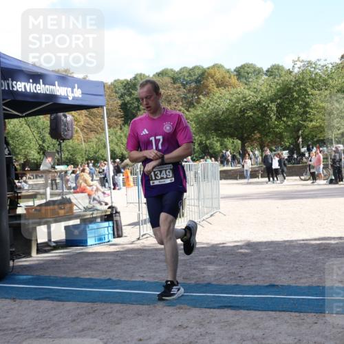 14.09.2025 - Stadtparktriathlon Strokosch-Dieckow http://msf.ph/oto/8898053 14.09.2025 13:43:43 Ziel 1349 meine-sportfotos.de