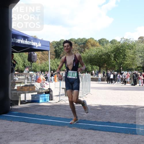 14.09.2025 - Stadtparktriathlon Strokosch-Dieckow http://msf.ph/oto/8898058 14.09.2025 13:44:18 Ziel 1618 meine-sportfotos.de