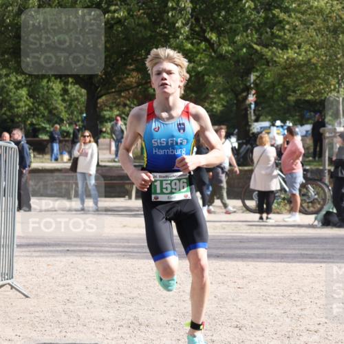 14.09.2025 - Stadtparktriathlon Strokosch-Dieckow http://msf.ph/oto/8898101 14.09.2025 13:45:16 Ziel 1596, 1607 meine-sportfotos.de