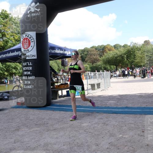 14.09.2025 - Stadtparktriathlon Strokosch-Dieckow http://msf.ph/oto/8898126 14.09.2025 13:45:49 Ziel 1578 meine-sportfotos.de