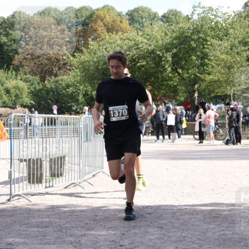 14.09.2025 - Stadtparktriathlon Strokosch-Dieckow http://msf.ph/oto/8898135 14.09.2025 13:46:04 Ziel 1370, 1576 meine-sportfotos.de