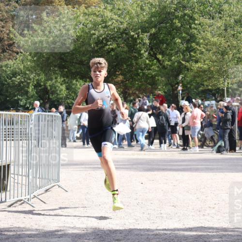 14.09.2025 - Stadtparktriathlon Strokosch-Dieckow http://msf.ph/oto/8898149 14.09.2025 13:46:37 Ziel 1594 meine-sportfotos.de