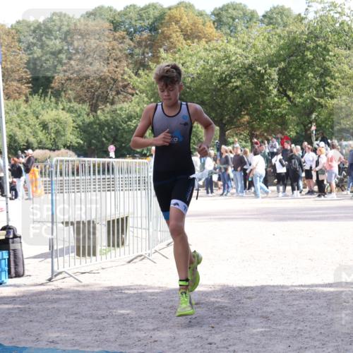 14.09.2025 - Stadtparktriathlon Strokosch-Dieckow http://msf.ph/oto/8898150 14.09.2025 13:46:38 Ziel 1594 meine-sportfotos.de