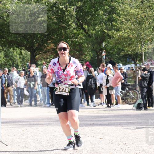 14.09.2025 - Stadtparktriathlon Strokosch-Dieckow http://msf.ph/oto/8898159 14.09.2025 13:46:52 Ziel 1279, 1614 meine-sportfotos.de