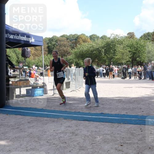 14.09.2025 - Stadtparktriathlon Strokosch-Dieckow http://msf.ph/oto/8898184 14.09.2025 13:47:35 Ziel 1326 meine-sportfotos.de