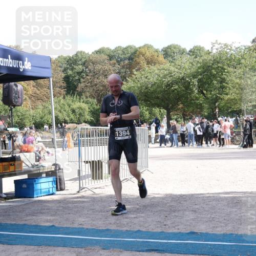 14.09.2025 - Stadtparktriathlon Strokosch-Dieckow http://msf.ph/oto/8898205 14.09.2025 13:47:57 Ziel 1387, 1394 meine-sportfotos.de