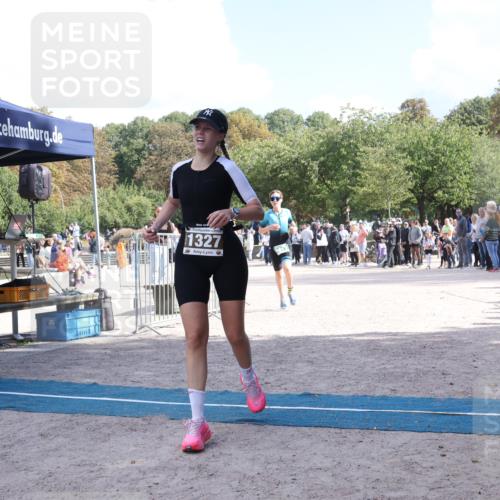 14.09.2025 - Stadtparktriathlon Strokosch-Dieckow http://msf.ph/oto/8898243 14.09.2025 13:48:29 Ziel 1327, 1580, 1617 meine-sportfotos.de