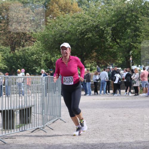 14.09.2025 - Stadtparktriathlon Strokosch-Dieckow http://msf.ph/oto/8898253 14.09.2025 13:49:35 Ziel 1303 meine-sportfotos.de