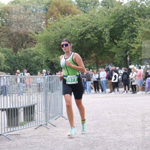 14.09.2025 - Stadtparktriathlon Strokosch-Dieckow http://msf.ph/oto/8898271 14.09.2025 13:49:58 Ziel 1577, 1584, 1599 meine-sportfotos.de