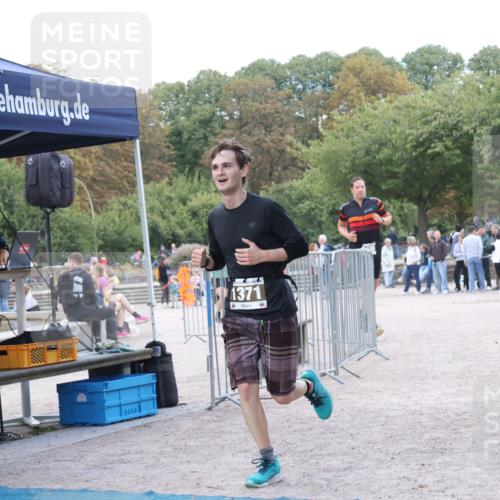 14.09.2025 - Stadtparktriathlon Strokosch-Dieckow http://msf.ph/oto/8898281 14.09.2025 13:50:54 Ziel 1307, 1371, 1420 meine-sportfotos.de