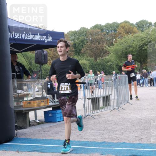 14.09.2025 - Stadtparktriathlon Strokosch-Dieckow http://msf.ph/oto/8898282 14.09.2025 13:50:54 Ziel 1307, 1371, 1420 meine-sportfotos.de