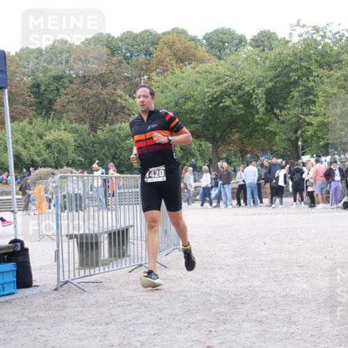 14.09.2025 - Stadtparktriathlon Strokosch-Dieckow http://msf.ph/oto/8898287 14.09.2025 13:50:56 Ziel 1307, 1371, 1420 meine-sportfotos.de