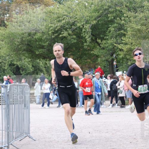 14.09.2025 - Stadtparktriathlon Strokosch-Dieckow http://msf.ph/oto/8898303 14.09.2025 13:51:16 Ziel 1504, 1610 meine-sportfotos.de