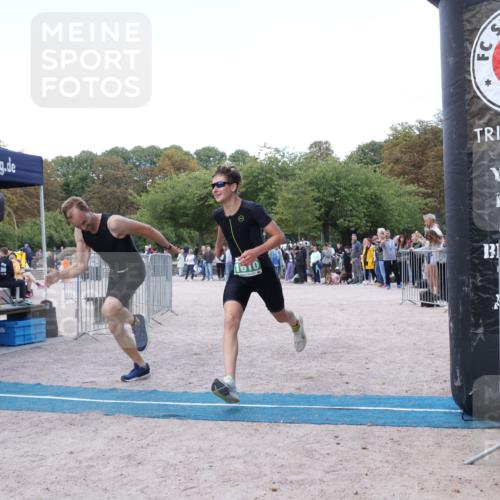 14.09.2025 - Stadtparktriathlon Strokosch-Dieckow http://msf.ph/oto/8898309 14.09.2025 13:51:18 Ziel 1504, 1610 meine-sportfotos.de