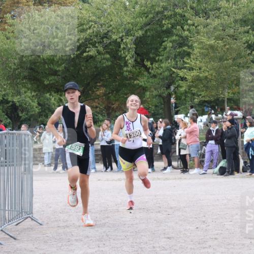 14.09.2025 - Stadtparktriathlon Strokosch-Dieckow http://msf.ph/oto/8898313 14.09.2025 13:51:41 Ziel 1300, 1593 meine-sportfotos.de