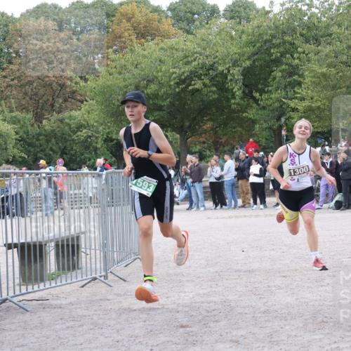 14.09.2025 - Stadtparktriathlon Strokosch-Dieckow http://msf.ph/oto/8898316 14.09.2025 13:51:42 Ziel 1300, 1593 meine-sportfotos.de