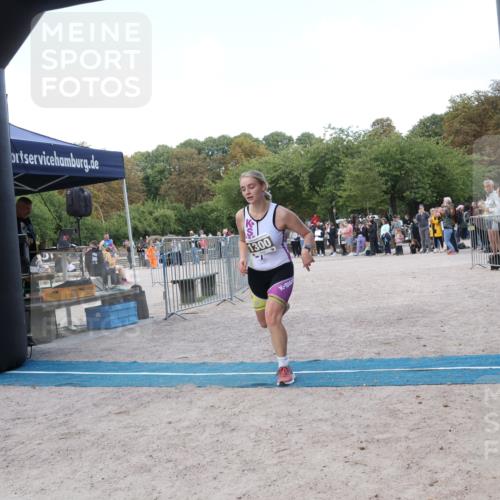 14.09.2025 - Stadtparktriathlon Strokosch-Dieckow http://msf.ph/oto/8898323 14.09.2025 13:51:44 Ziel 1300, 1358, 1593 meine-sportfotos.de