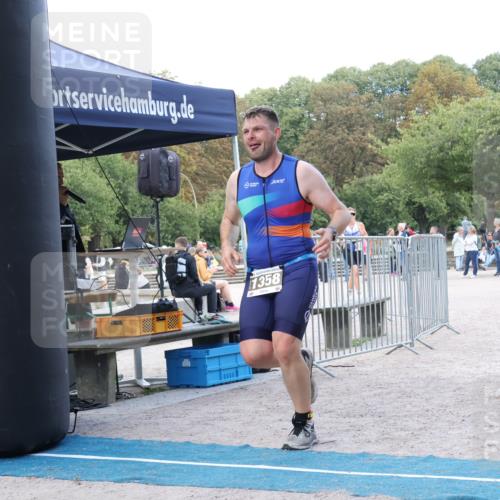 14.09.2025 - Stadtparktriathlon Strokosch-Dieckow http://msf.ph/oto/8898331 14.09.2025 13:51:51 Ziel 1332, 1358 meine-sportfotos.de