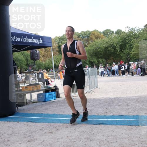 14.09.2025 - Stadtparktriathlon Strokosch-Dieckow http://msf.ph/oto/8898351 14.09.2025 13:52:04 Ziel 1469 meine-sportfotos.de