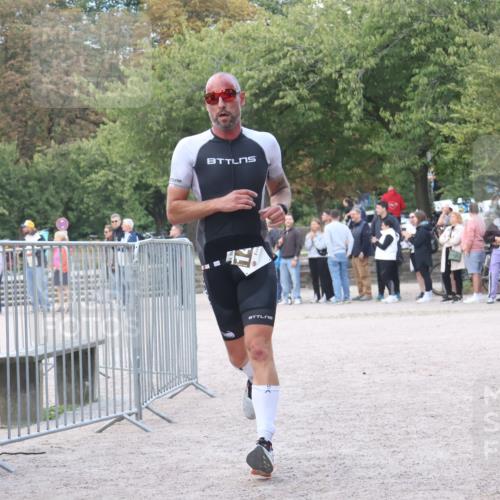 14.09.2025 - Stadtparktriathlon Strokosch-Dieckow http://msf.ph/oto/8898364 14.09.2025 13:52:35 Ziel 1492 meine-sportfotos.de