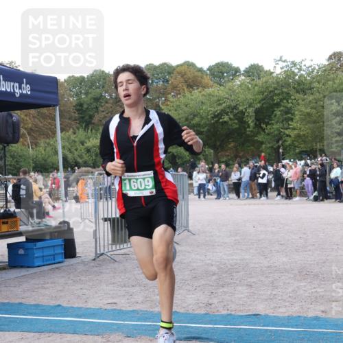 14.09.2025 - Stadtparktriathlon Strokosch-Dieckow http://msf.ph/oto/8898377 14.09.2025 13:52:47 Ziel 1609 meine-sportfotos.de