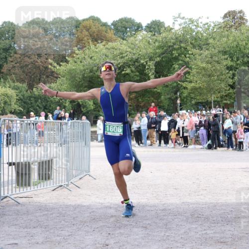 14.09.2025 - Stadtparktriathlon Strokosch-Dieckow http://msf.ph/oto/8898381 14.09.2025 13:53:28 Ziel 1606 meine-sportfotos.de