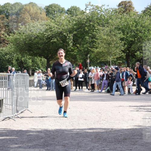 14.09.2025 - Stadtparktriathlon Strokosch-Dieckow http://msf.ph/oto/8898395 14.09.2025 13:54:27 Ziel 1322 meine-sportfotos.de
