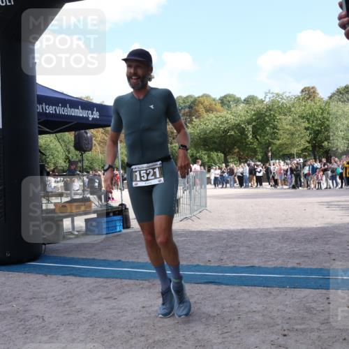 14.09.2025 - Stadtparktriathlon Strokosch-Dieckow http://msf.ph/oto/8898422 14.09.2025 13:54:58 Ziel 1521 meine-sportfotos.de