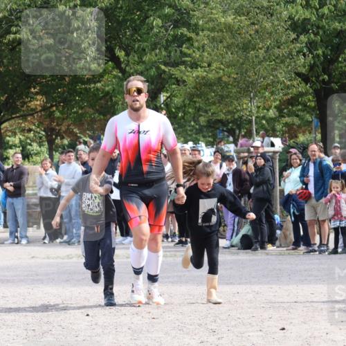 14.09.2025 - Stadtparktriathlon Strokosch-Dieckow http://msf.ph/oto/8898426 14.09.2025 13:55:03 Ziel 1514, 1521 meine-sportfotos.de