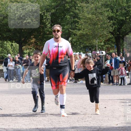 14.09.2025 - Stadtparktriathlon Strokosch-Dieckow http://msf.ph/oto/8898428 14.09.2025 13:55:04 Ziel 1514, 1521 meine-sportfotos.de