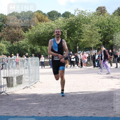 14.09.2025 - Stadtparktriathlon Strokosch-Dieckow http://msf.ph/oto/8898524 14.09.2025 13:57:20 Ziel 1472 meine-sportfotos.de
