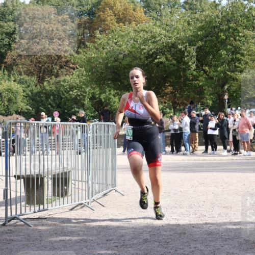 14.09.2025 - Stadtparktriathlon Strokosch-Dieckow http://msf.ph/oto/8898534 14.09.2025 13:57:31 Ziel 1570 meine-sportfotos.de