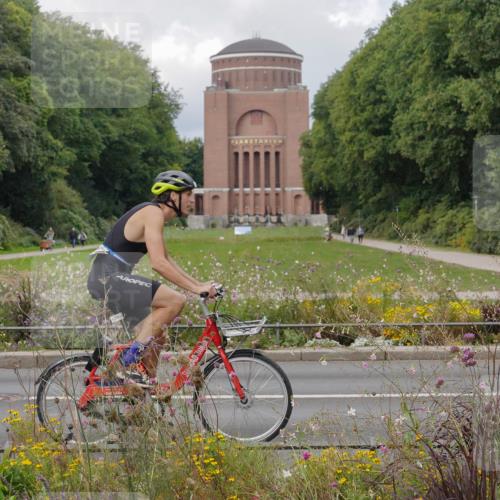 14.09.2025 - Stadtparktriathlon Michael Burmester http://msf.ph/oto/8898554 14.09.2025 12:44:56 Radfahren 1293, 1311, 1315, 1351, 1404 meine-sportfotos.de