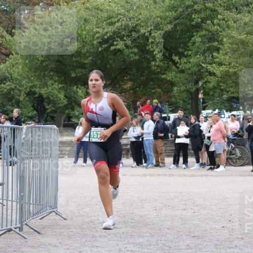 14.09.2025 - Stadtparktriathlon Strokosch-Dieckow http://msf.ph/oto/8898564 14.09.2025 13:59:24 Ziel 1574 meine-sportfotos.de