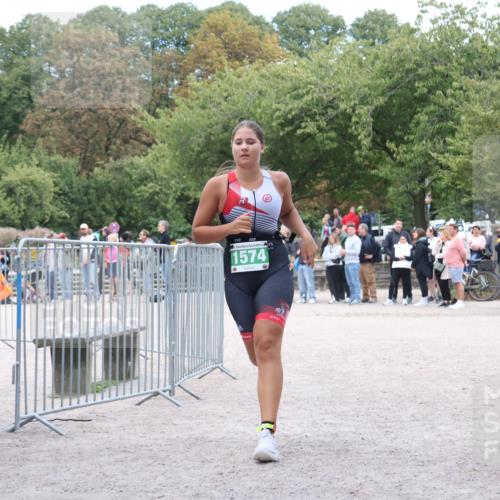 14.09.2025 - Stadtparktriathlon Strokosch-Dieckow http://msf.ph/oto/8898570 14.09.2025 13:59:25 Ziel 1574 meine-sportfotos.de