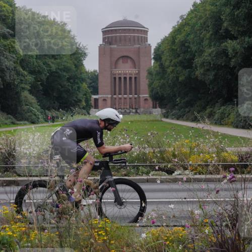 14.09.2025 - Stadtparktriathlon Michael Burmester http://msf.ph/oto/8898599 14.09.2025 09:04:35 Radfahren 315, 316, 360, 476 meine-sportfotos.de