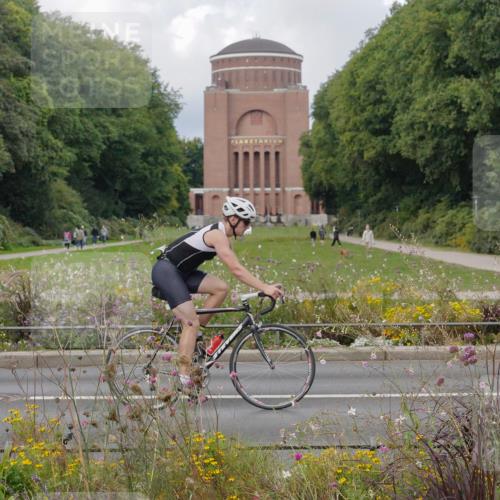 14.09.2025 - Stadtparktriathlon Michael Burmester http://msf.ph/oto/8898634 14.09.2025 12:46:08 Radfahren 1241, 1291, 1368, 1413 meine-sportfotos.de