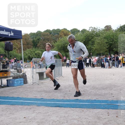 14.09.2025 - Stadtparktriathlon Strokosch-Dieckow http://msf.ph/oto/8898647 14.09.2025 14:00:42 Ziel 1583 meine-sportfotos.de