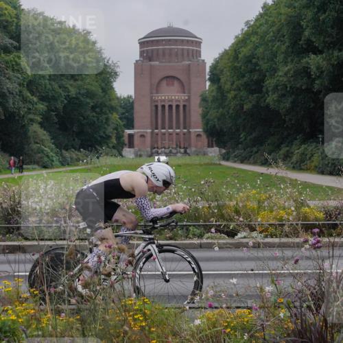 14.09.2025 - Stadtparktriathlon Michael Burmester http://msf.ph/oto/8898658 14.09.2025 09:05:24 Radfahren 312, 351, 355, 408, 416, 436 meine-sportfotos.de