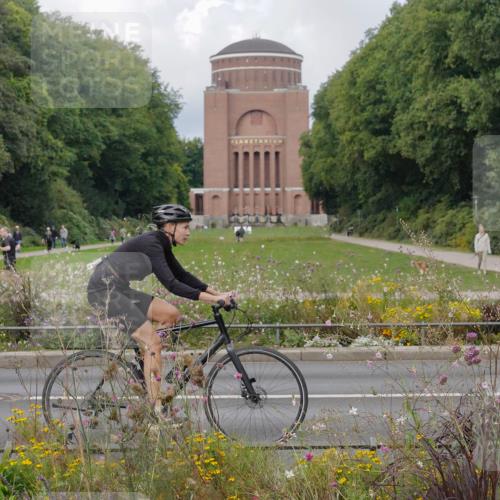14.09.2025 - Stadtparktriathlon Michael Burmester http://msf.ph/oto/8898665 14.09.2025 12:46:28 Radfahren 1281, 1290, 1335 meine-sportfotos.de